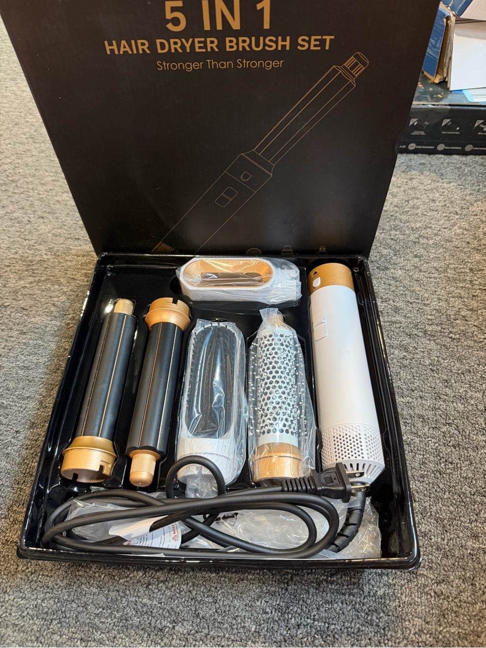5 in 1 Hair Dryer Brush Set - White & Gold